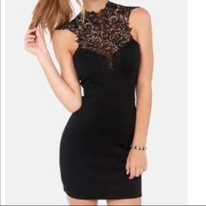 Solemio Los Angeles Tight High Neck Lace Dress